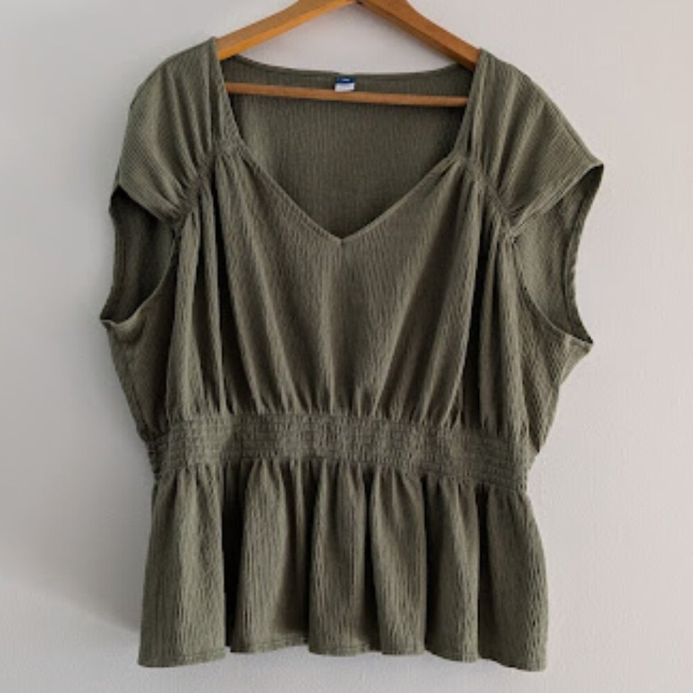 Old Navy Green Stretchy Peplum Top Size XXL